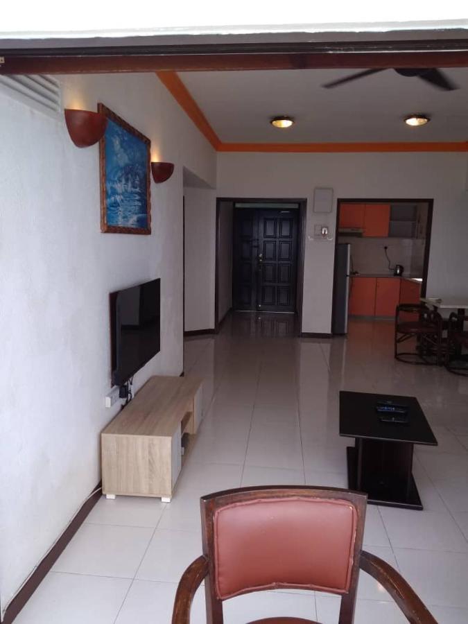 The Barn Private Home @ Sri Sayang Apartment Batu Ferringhi Extérieur photo